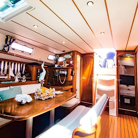 Bed & Boat Mariiner *