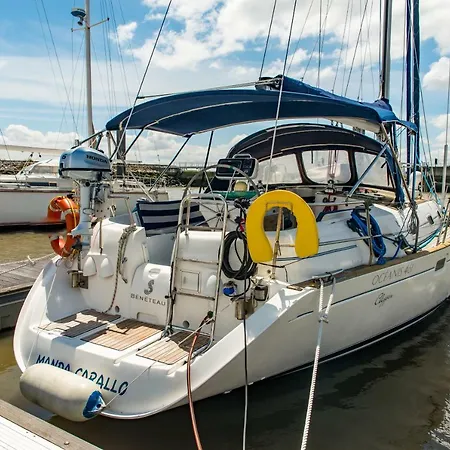 Båthotell Bed & Boat Mariiner Lisboa